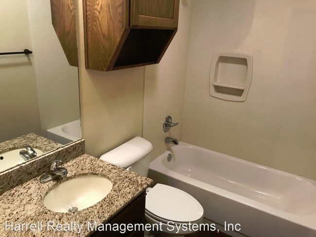 Building Photo - 3 br, 2 bath House - 602 Monticello Circle