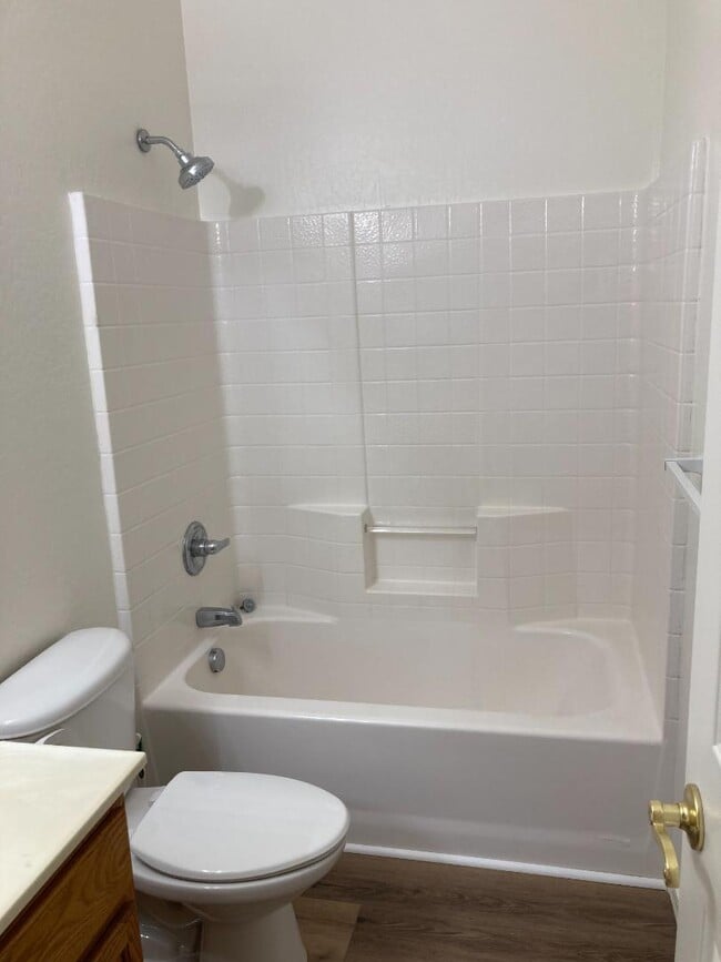 Building Photo - 955 Salida Ln
