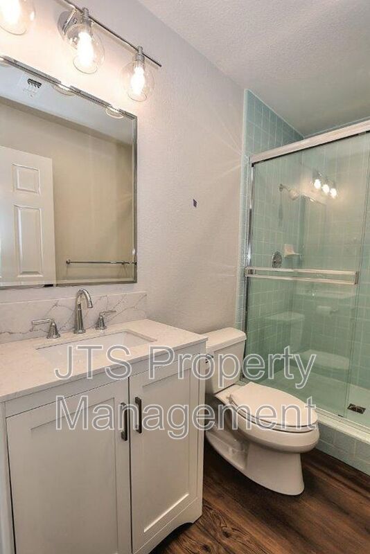 Building Photo - 2696 Prestwick Dr