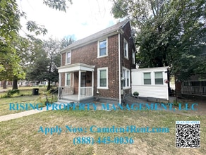 Building Photo - Newly Renovated 2 bedroom 1 bathroom home ...