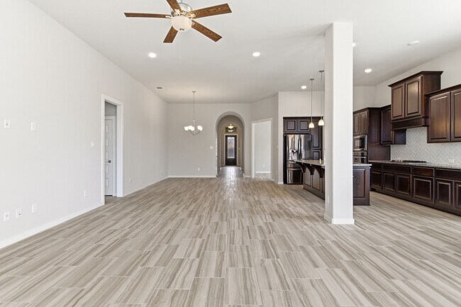 Building Photo - 22515 Bassett Hollow Ln