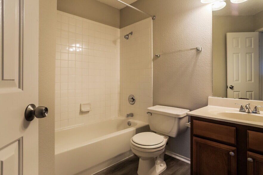 Building Photo - 10173 Chapel Springs Trail