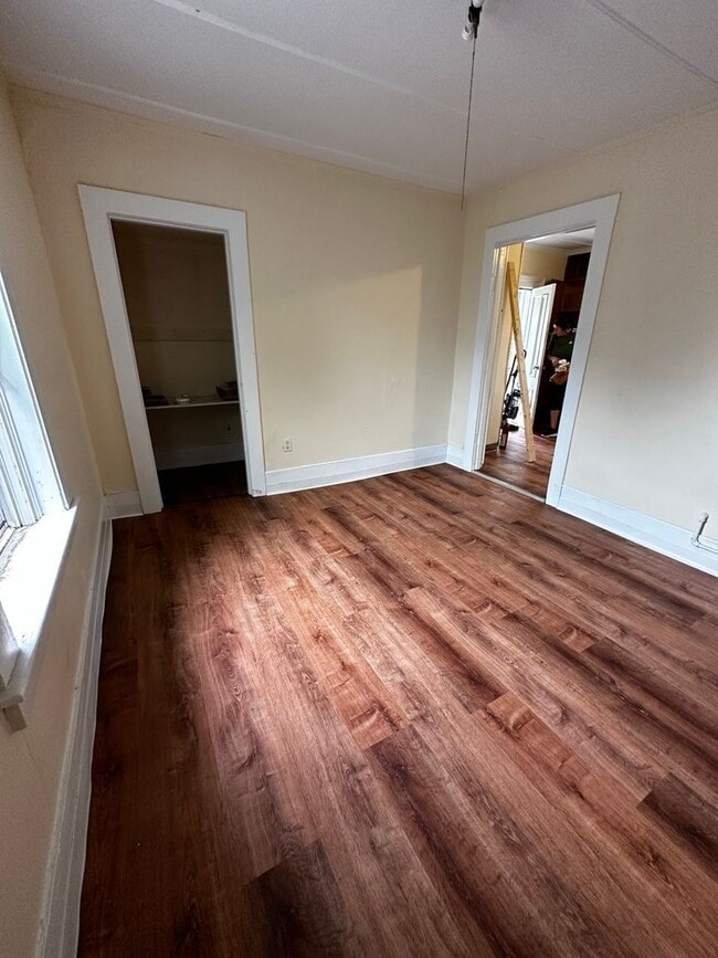 Building Photo - 26-28 Monroe Street