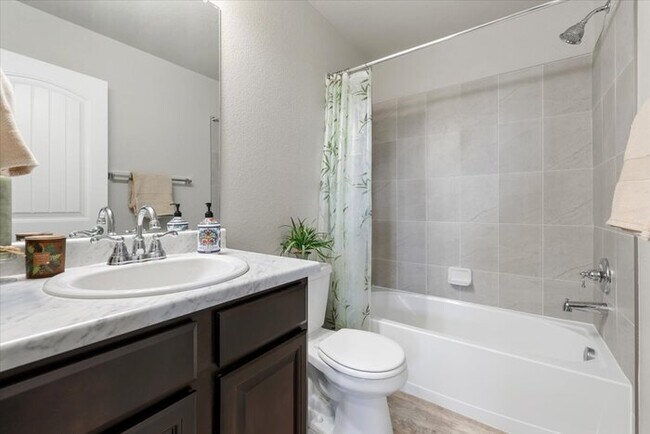 Building Photo - 10715 Horton Dr