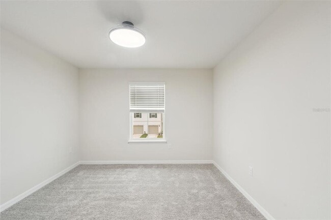 Building Photo - 3082 Emerald Acrs Ln