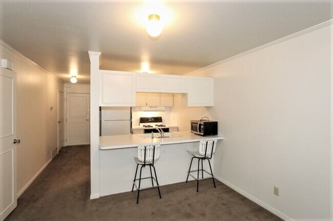 Building Photo - 1174SFD