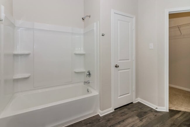 Building Photo - 8102 Sunberry Shadow Dr