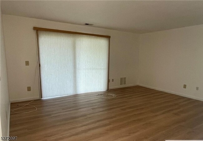 Building Photo - 805 Sunshine Ct