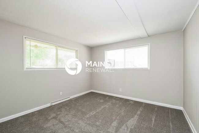 Building Photo - 9839 Monarch Dr
