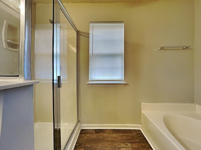 Building Photo - 3724 Capps Hill Dr