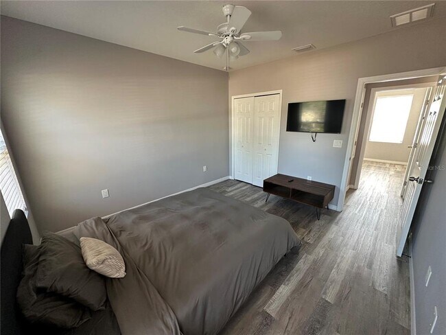 Building Photo - 4803 35th Cir