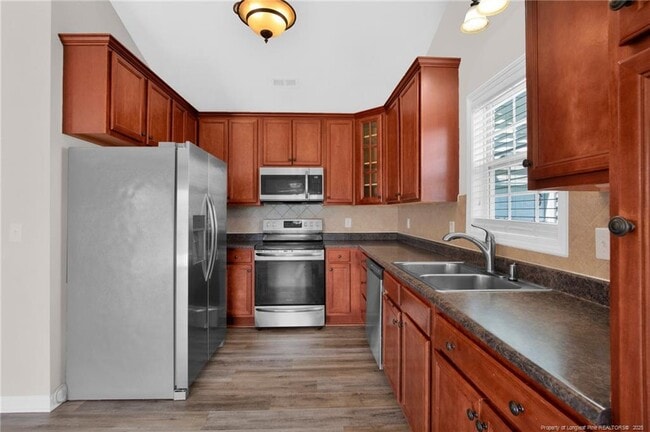 Building Photo - 1717 Kershaw Loop