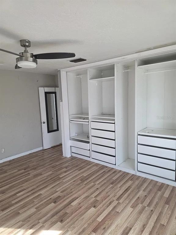 Building Photo - 622 Myrtle Way S