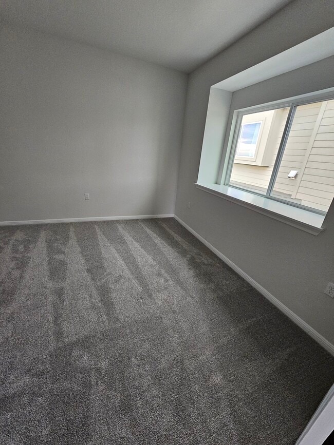 Building Photo - 9612 Whisper Willow Blvd