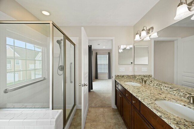 Building Photo - 5543 Botanical Dr