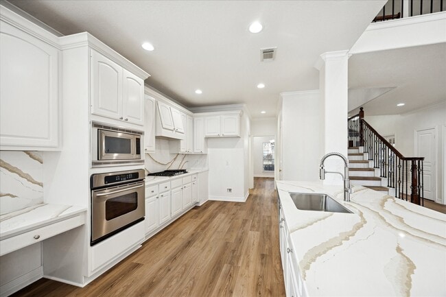 Building Photo - 12003 Ensenada Canyon Ln