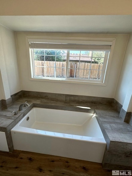 Building Photo - 767 Van Meter Dr