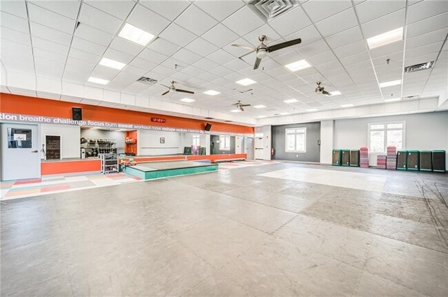 Building Photo - 304 Laurel Glen Crossing