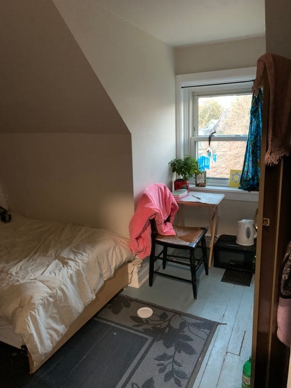 Building Photo - 517 Seneca St