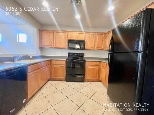 Primary Photo - 6062 S Cedar Elm Ln