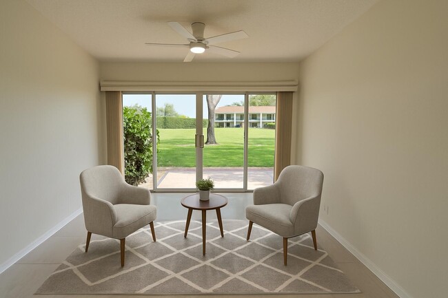 Building Photo - 5622 Royal Lake Cir
