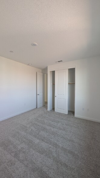 Building Photo - 16540 Barnett St