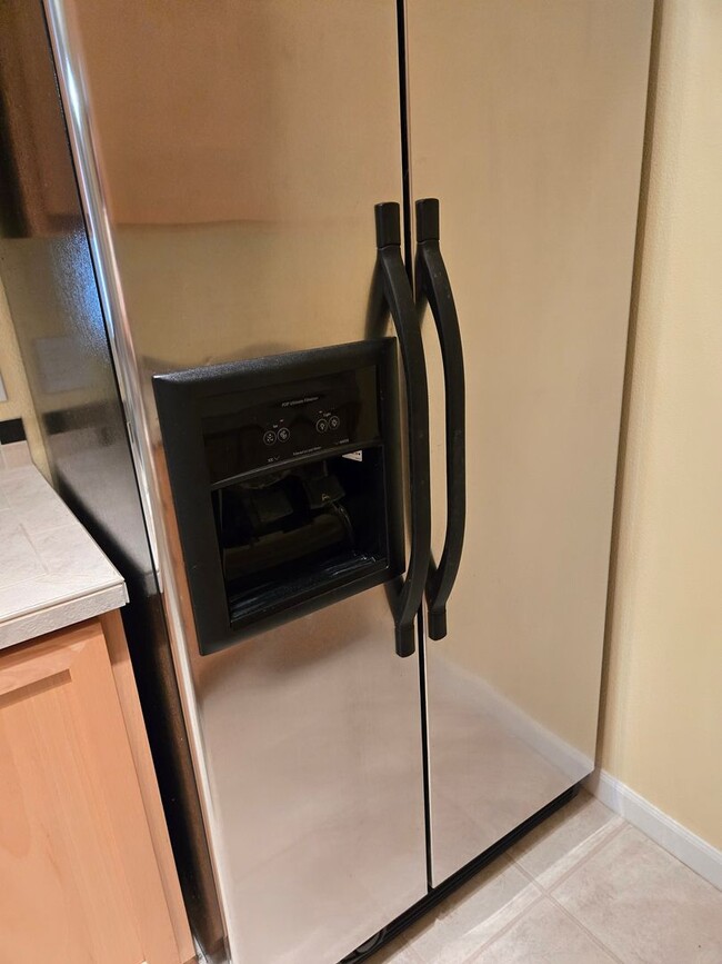 Building Photo - Wonderful Overlook at Timberland 1 BR 1 BA Condo