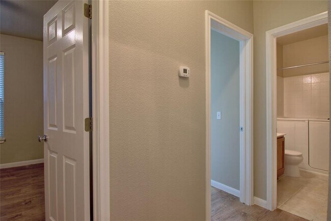 Building Photo - 4010 Cargill Dr