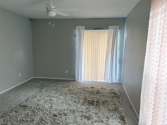 Building Photo - 14555 Wunderlich Dr