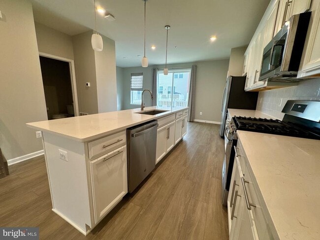 Building Photo - 23324 Sugar Pine Ln
