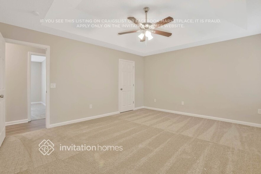 Building Photo - 3834 Deercreek Dr