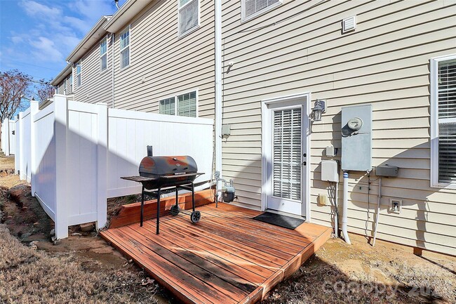 Building Photo - 14414 Tigress Ct