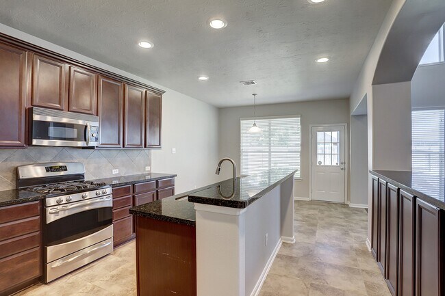 Building Photo - 12331 Crescent Mountain Ln