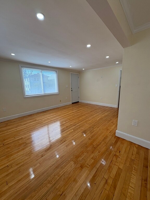 Building Photo - 84 Gladeside Terrace