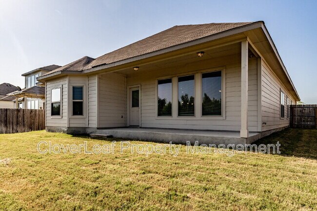 Building Photo - 405 Sika Way