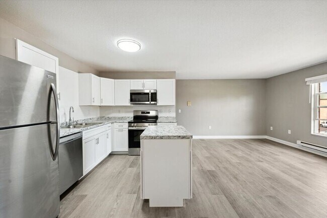 Building Photo - 4111 Harvest Ln