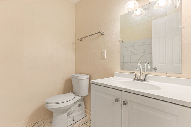 Building Photo - 1113 Orange Blossom Ln
