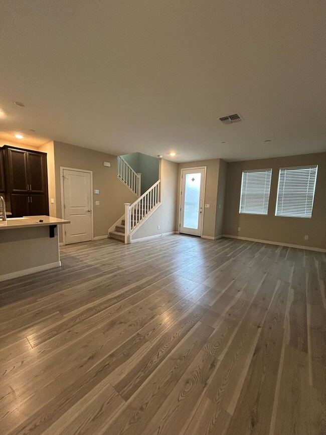 Building Photo - The Cove - Natomas 2 Story 3 Bedrooms