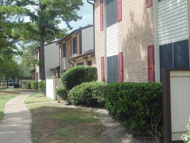 Northborough Village Apartments Northborough Village Apartments