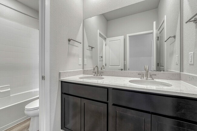 Building Photo - 13881 Bunny Hop Ln