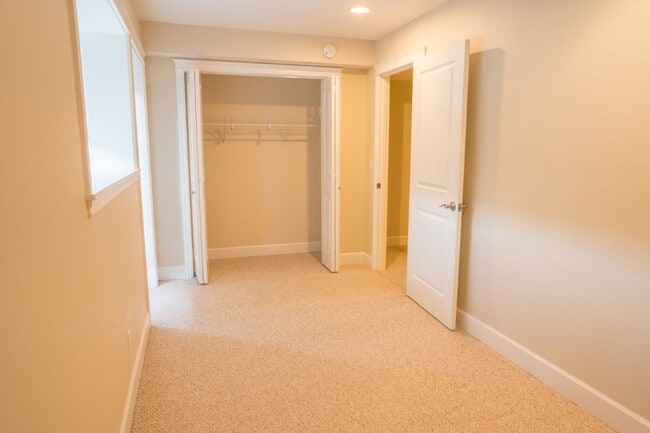 Building Photo - 4Bd/3.5Ba Seattle House