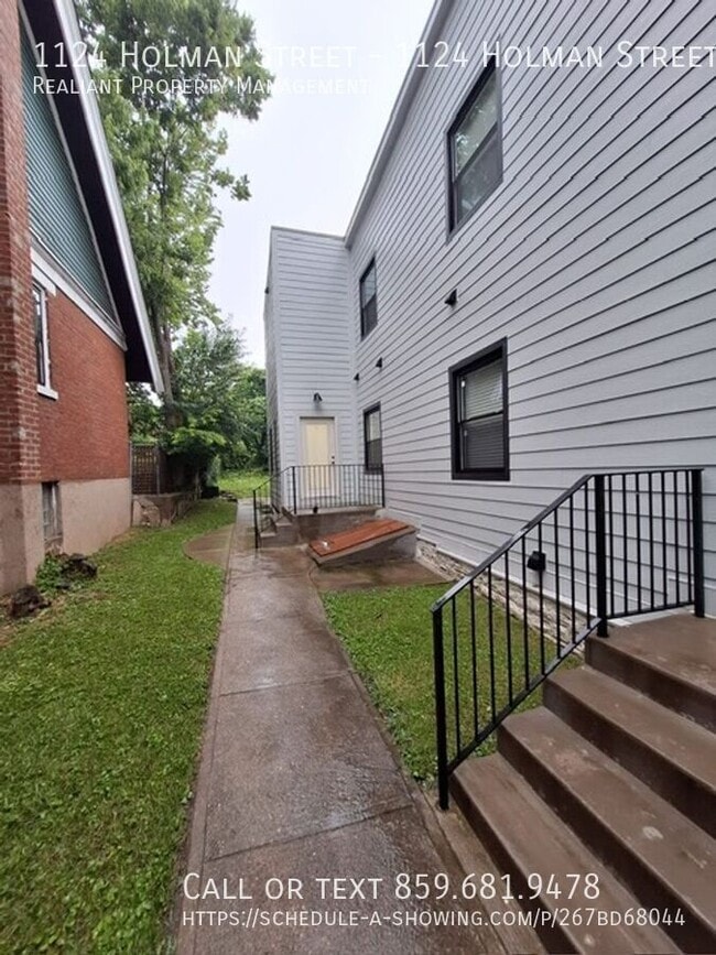 Building Photo - 1124 Holman St