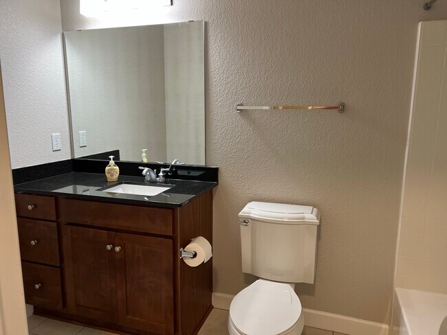 Building Photo - 1155 Ford Rd