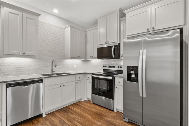 Building Photo - 502 E Kimball St