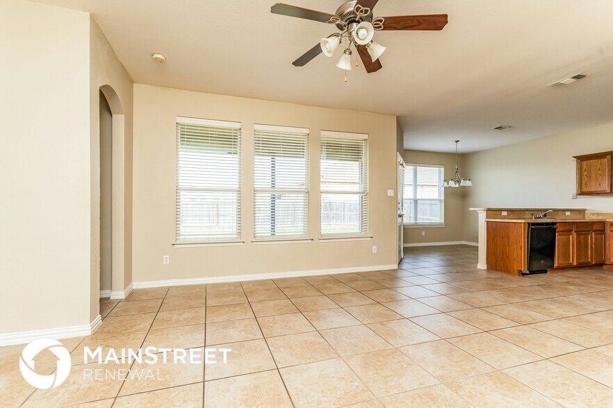 Building Photo - 204 Kennedy Dr