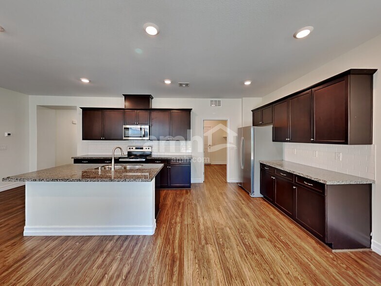 Building Photo - 6139 Sierra Blue Ct