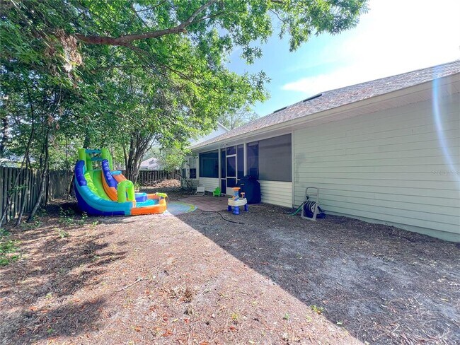 Building Photo - 4332 NW 34th Dr
