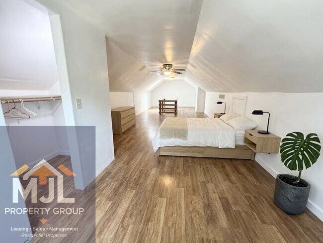 Building Photo - Updated 3 Bedroom / 1 Bath Home In KCMO *READY NOW*