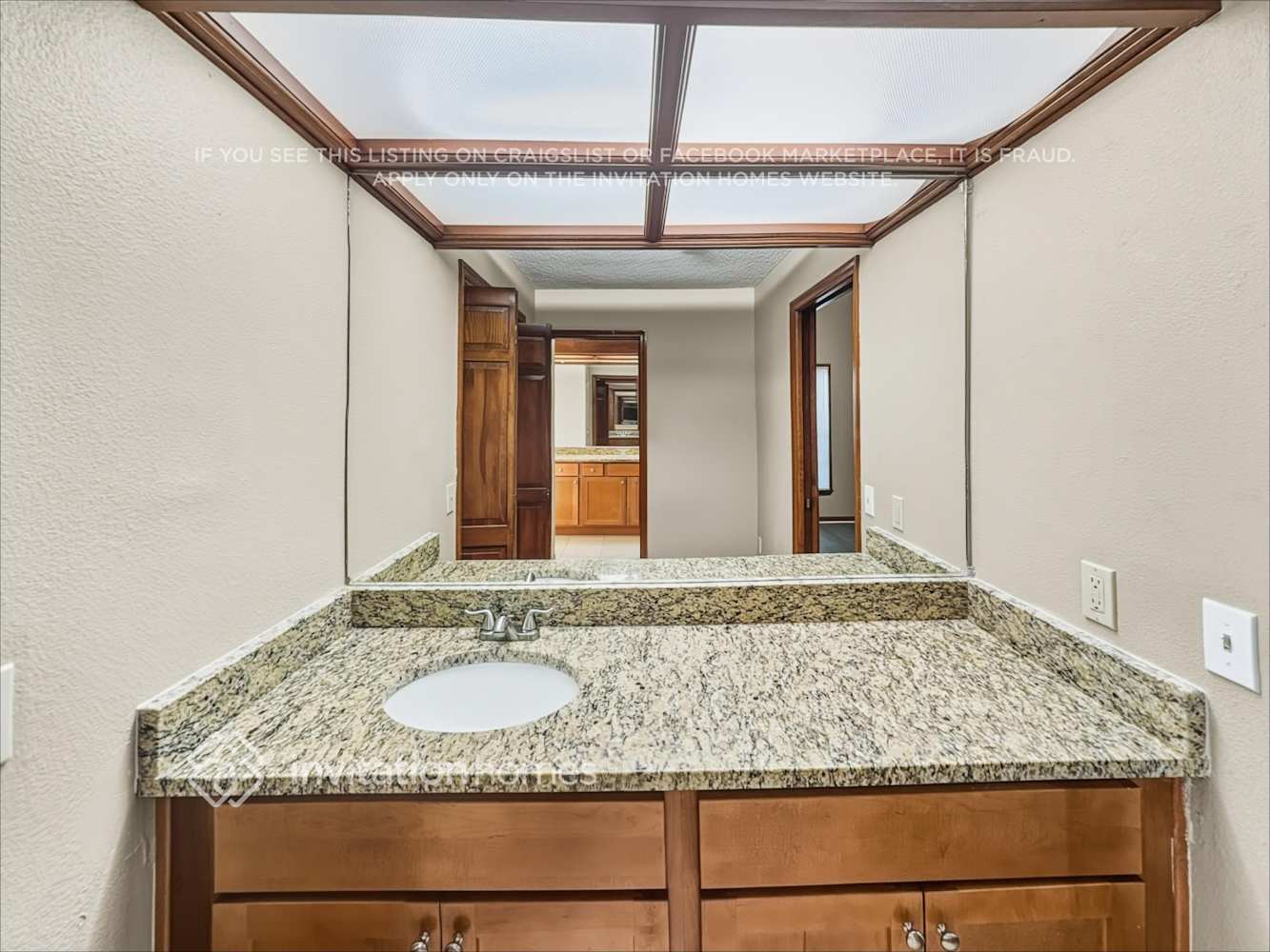 Building Photo - 3903 Applegate Cir