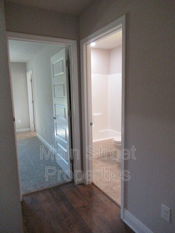 Building Photo - 7797 Ira Dr